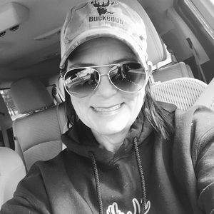 Meet your Posher, Christy